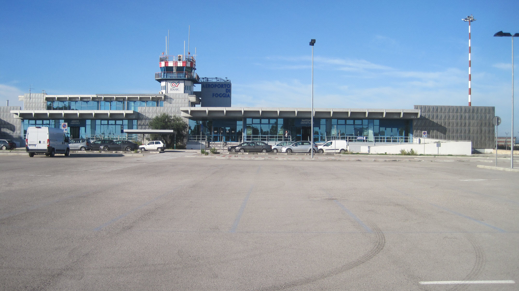 N. 4 AIRPORTS - BARI, BRINDISI, FOGGIA E GROTTAGLIE
